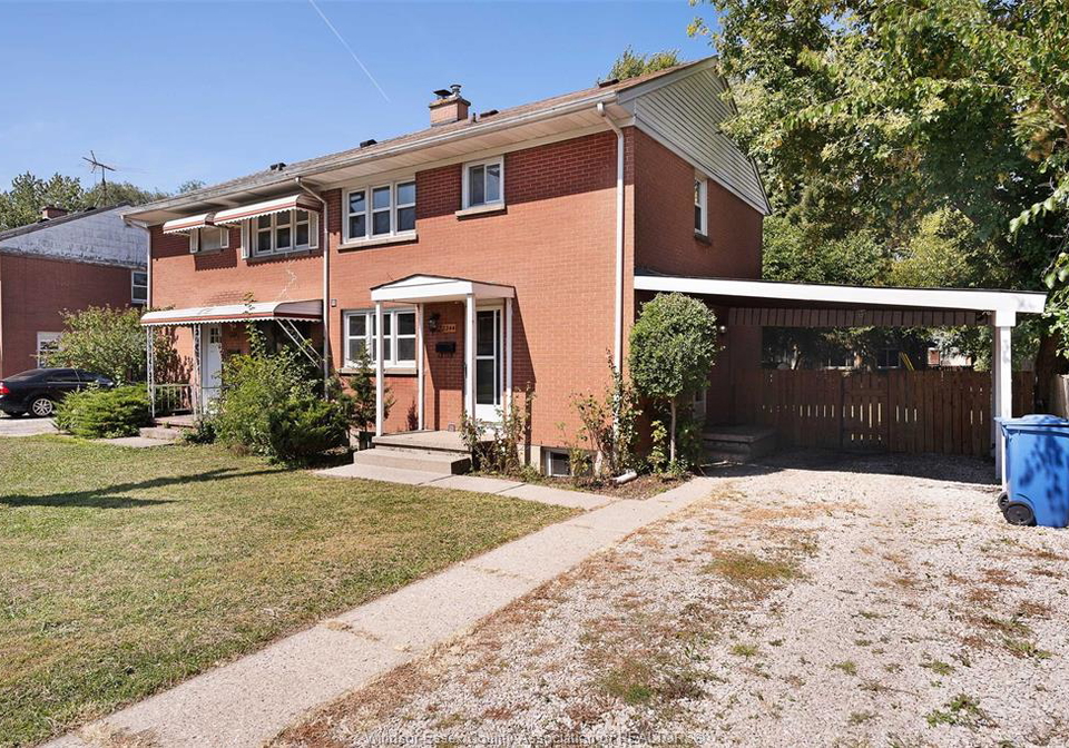 2244-vercheres-avenue-windsor-ontario-26020416