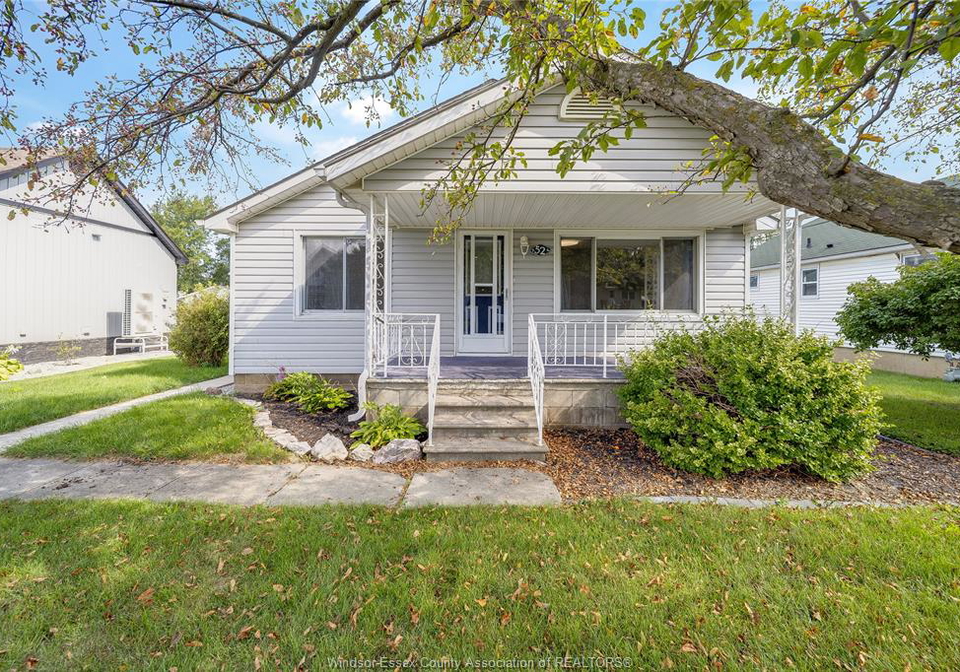 52-prospect-street-tilbury-ontario-26020421