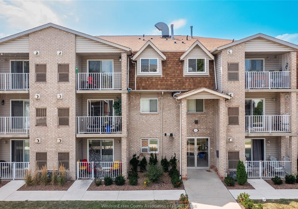 1323-langlois-avenue-windsor-ontario-26020423