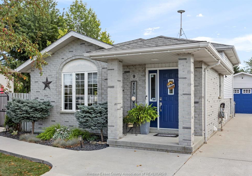 9-regal-tilbury-ontario-26020425