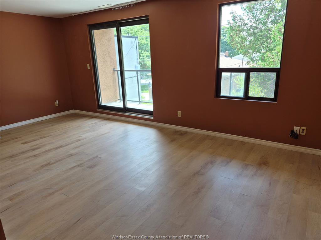 3875-tecumseh-road-east-windsor-ontario-26020438