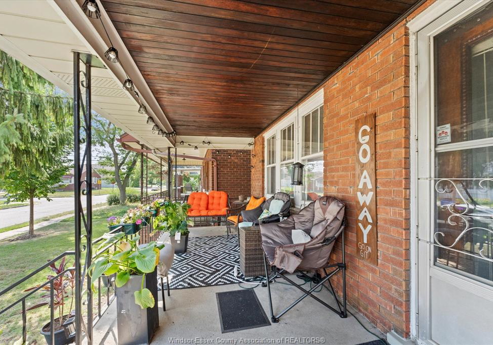 1481-benjamin-avenue-windsor-ontario-26020441