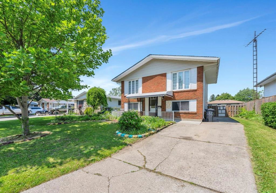 10670-lambeth-road-windsor-ontario-26020454