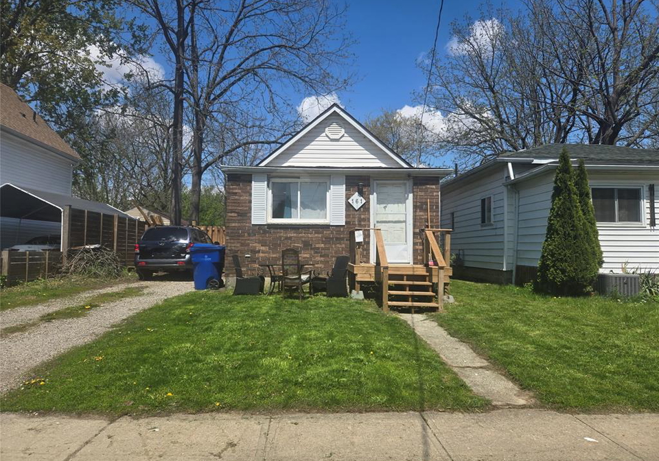 161-wellington-street-east-chatham-ontario-26020464