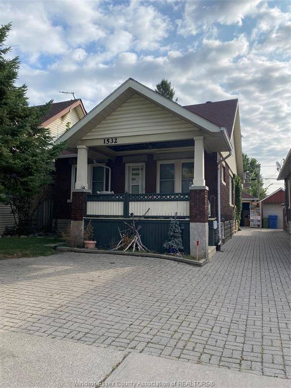 1532-dufferin-avenue-windsor-ontario-26020475