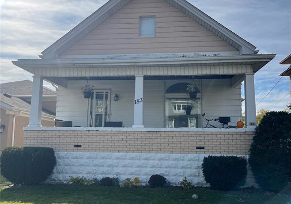 183-elm-windsor-ontario-26020476
