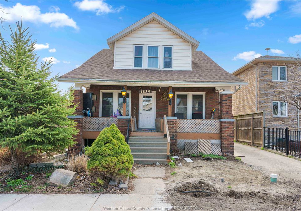 1839-st-luke-windsor-ontario-26020484