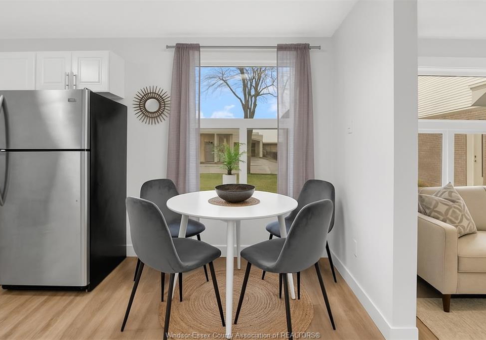 9260-arncliffe-court-windsor-ontario-26020488
