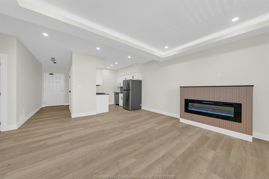 3177-riverside-dr-windsor-ontario-26020492