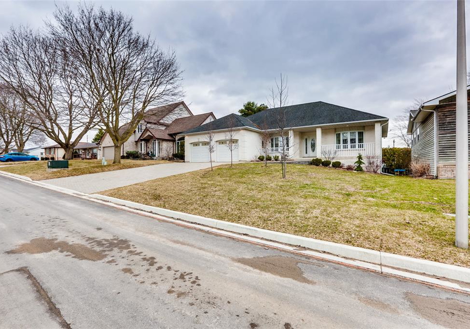 41-sunset-avenue-warwick-watford-ontario-26020497