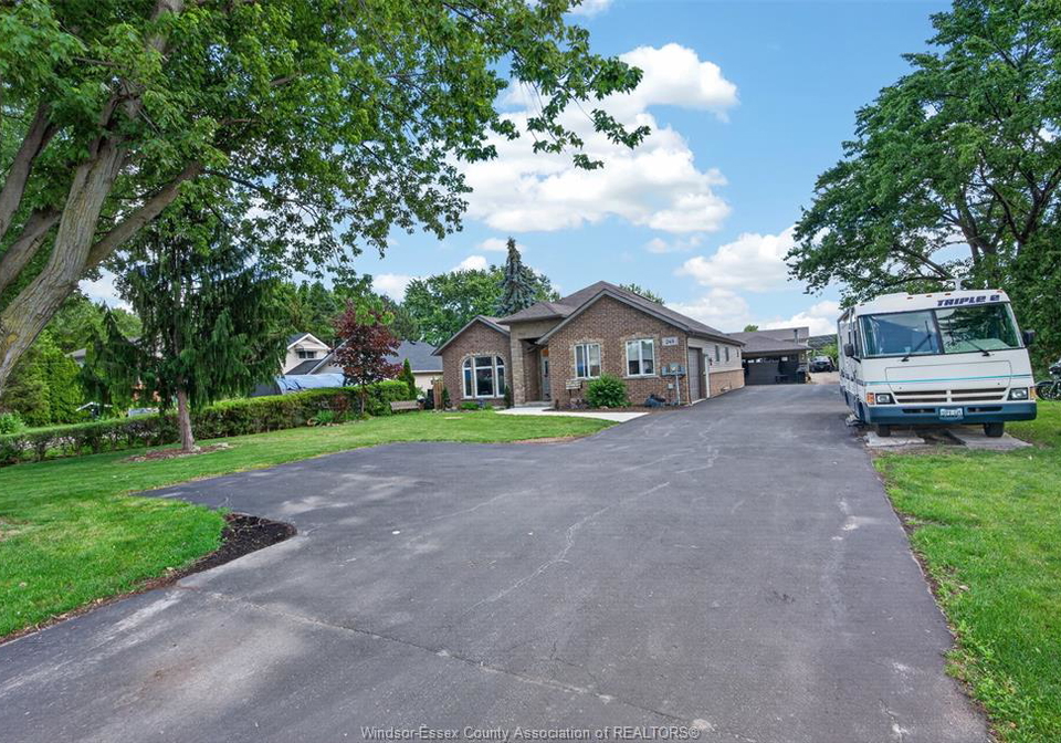 248-notre-dame-belle-river-ontario-26020500
