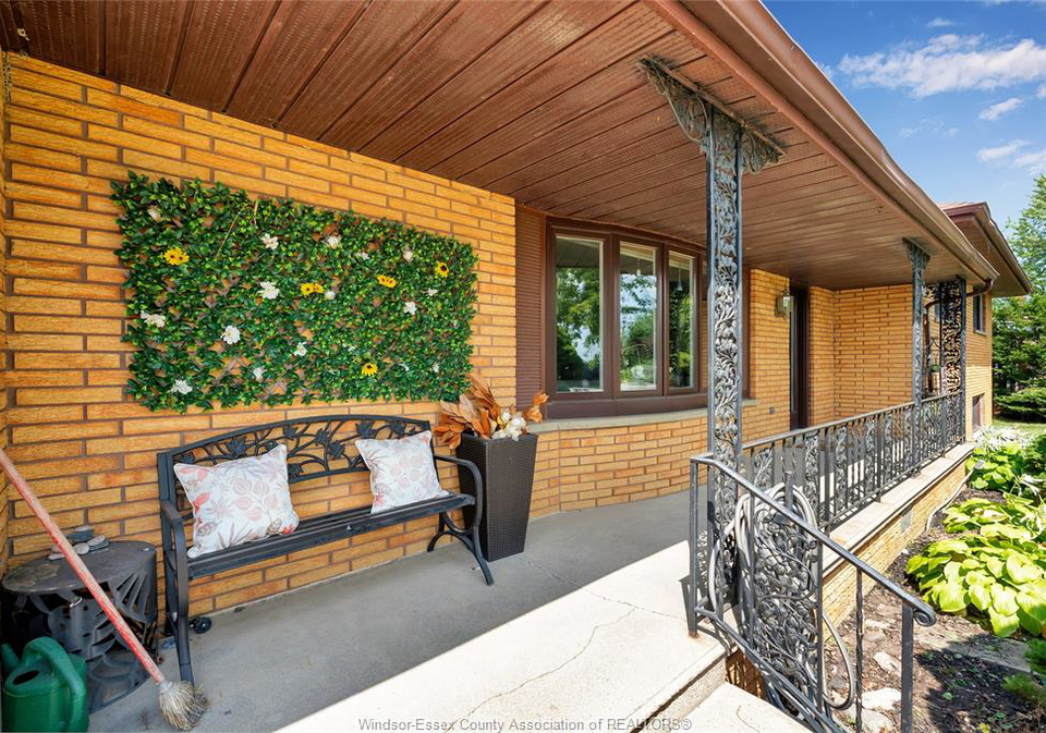 1233-county-road-27-lakeshore-ontario-26020508