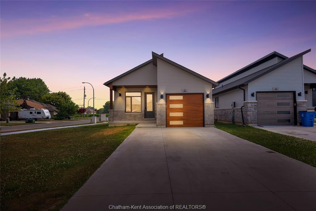 95-ironwood-trail-chatham-ontario-26020514