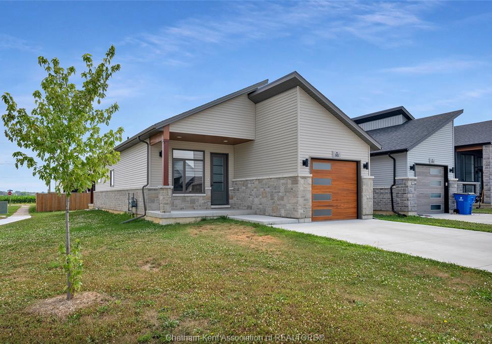95-ironwood-trail-chatham-ontario-26020514