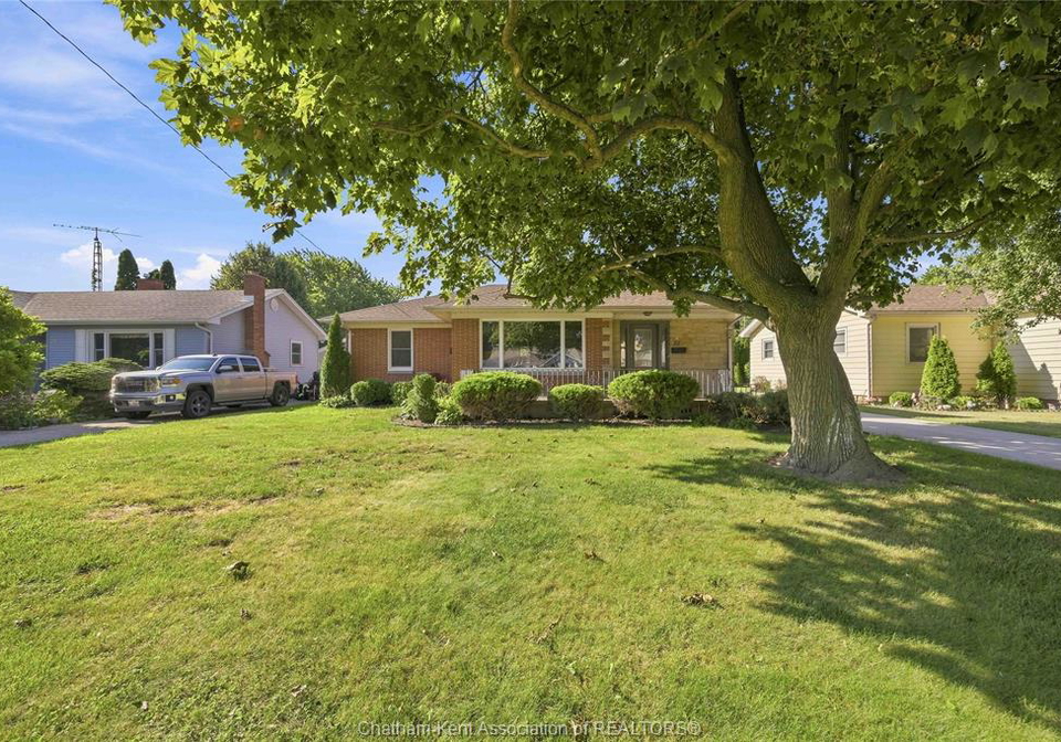 72-phair-avenue-wallaceburg-ontario-26020515