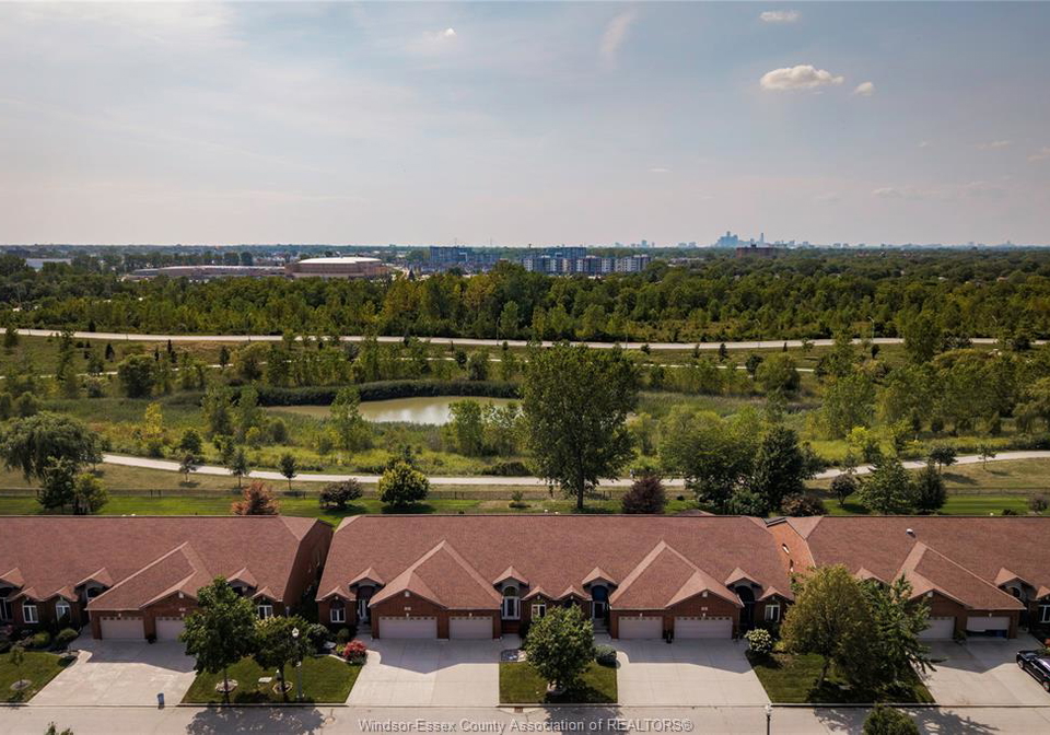 1519-aspenshore-avenue-windsor-ontario-26020535