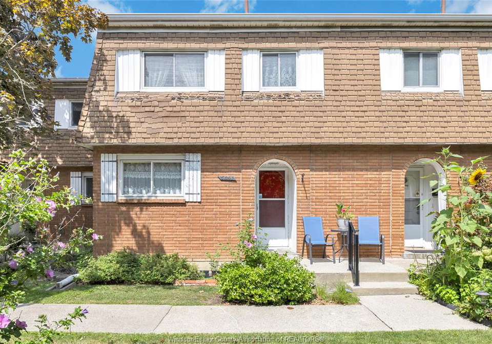 5441-empress-windsor-ontario-26020543