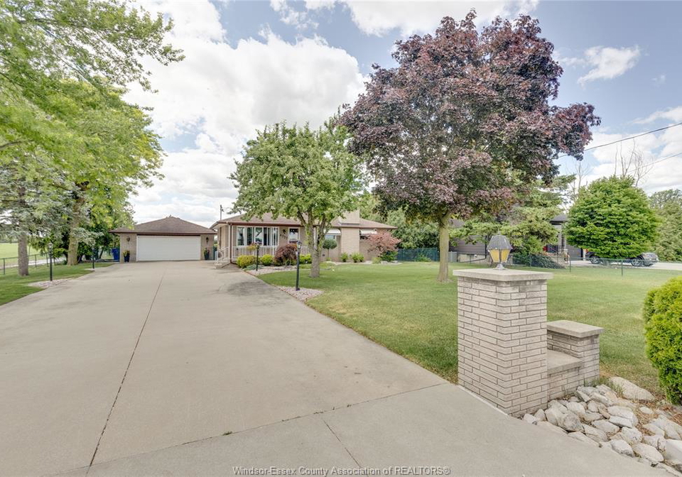 4727-8th-concession-road-windsor-ontario-26020546