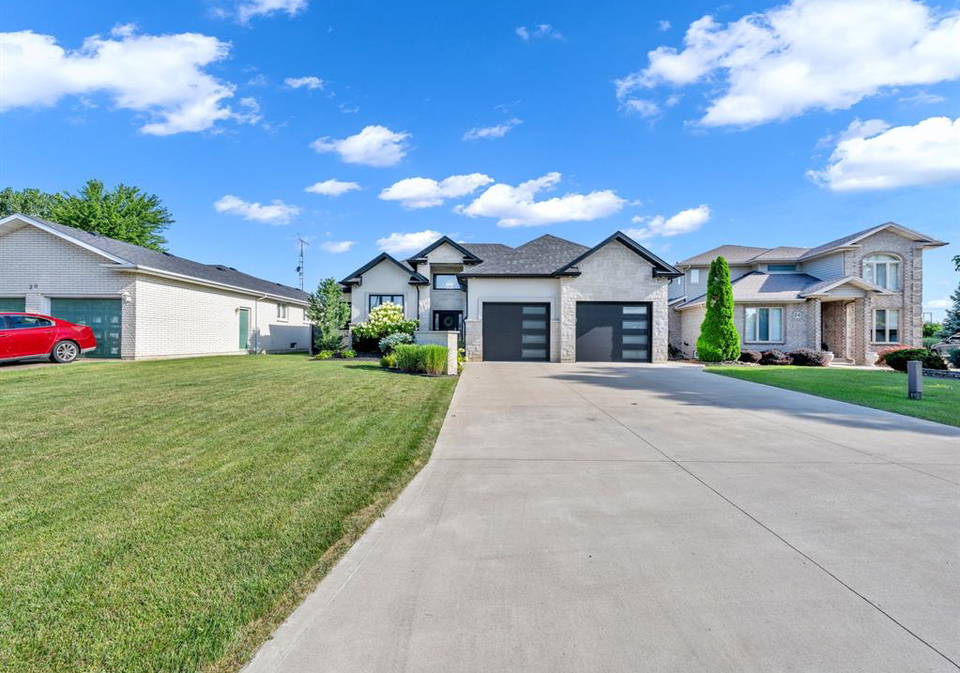 22-shawnee-court-leamington-ontario-26020567