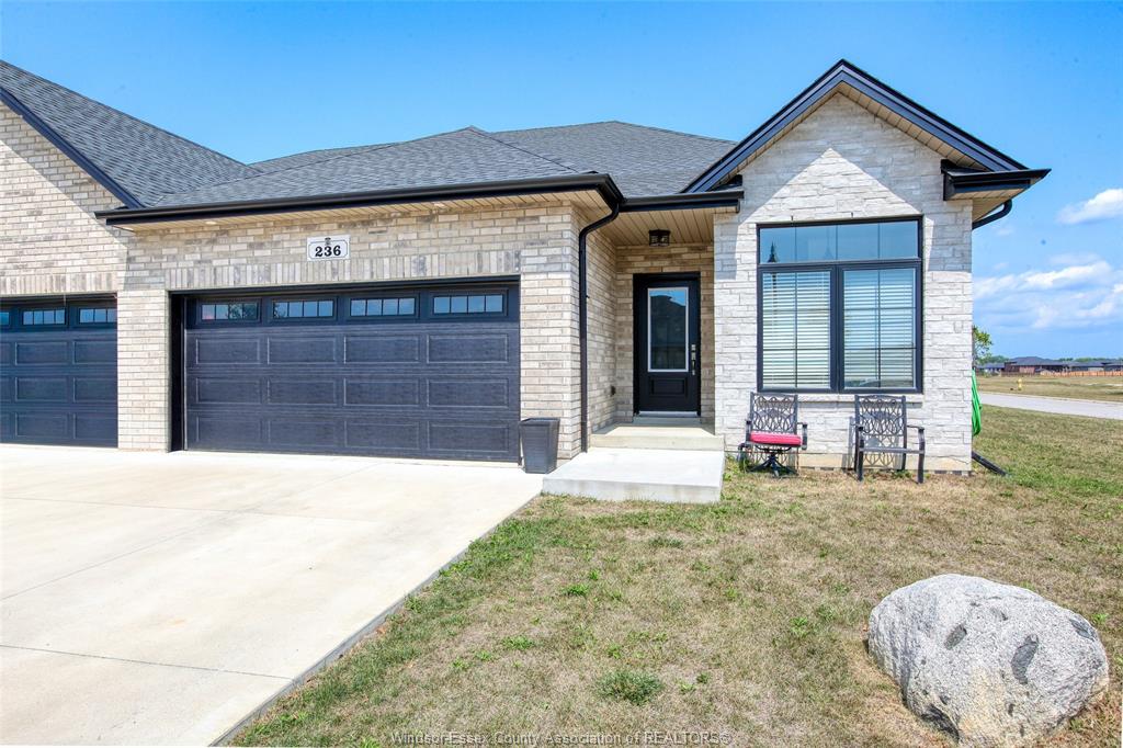 236-mclellan-amherstburg-ontario-26020571