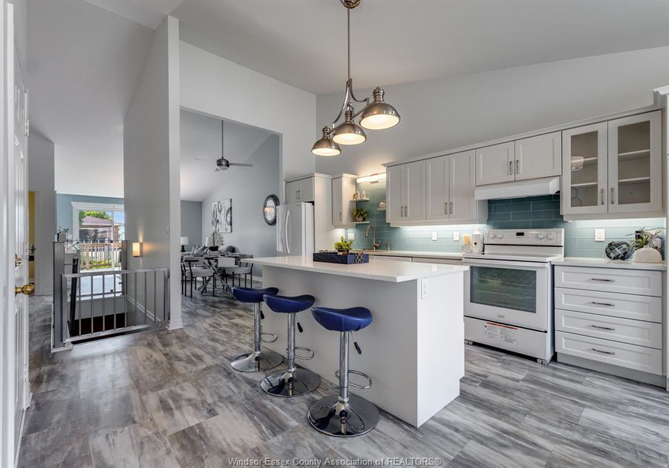 16-erie-glen-crescent-leamington-ontario-26020588