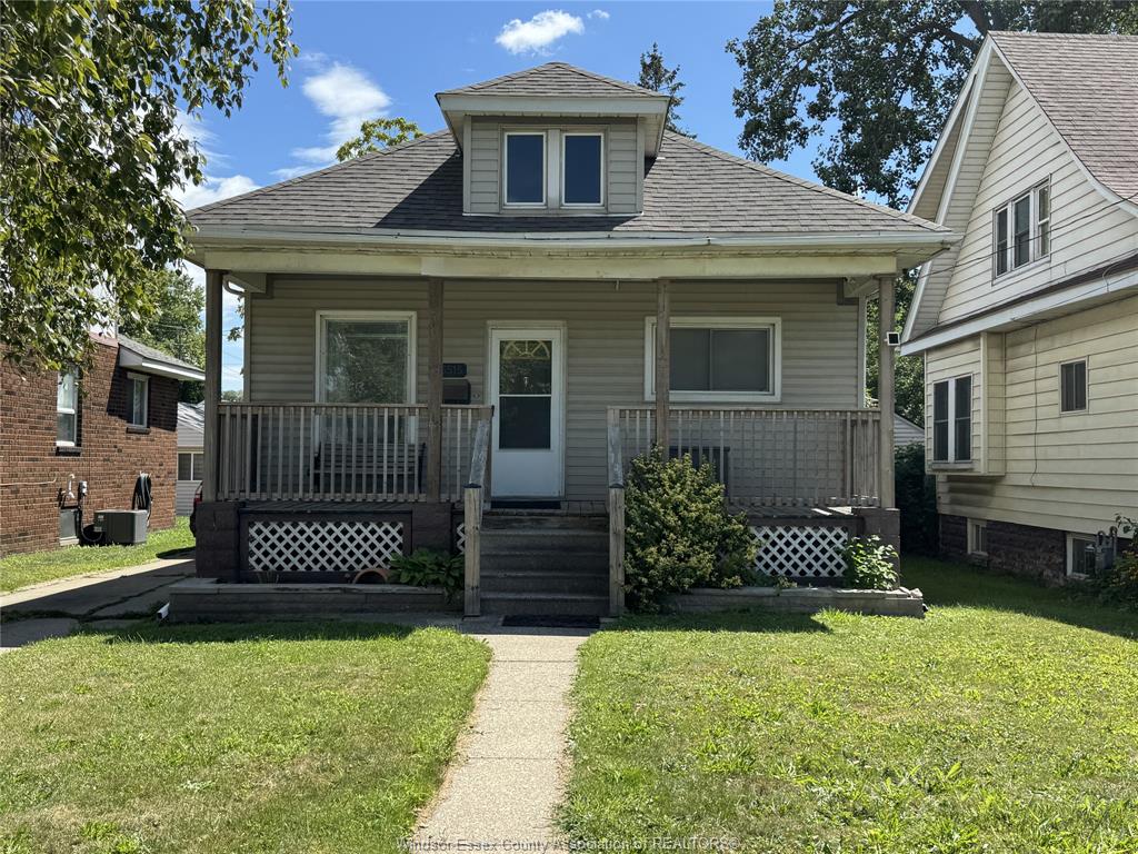 3515-sandwich-street-windsor-ontario-26020595