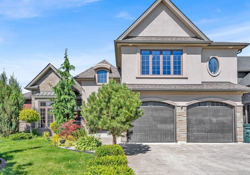 1343-monticello-street-windsor-ontario-26020596