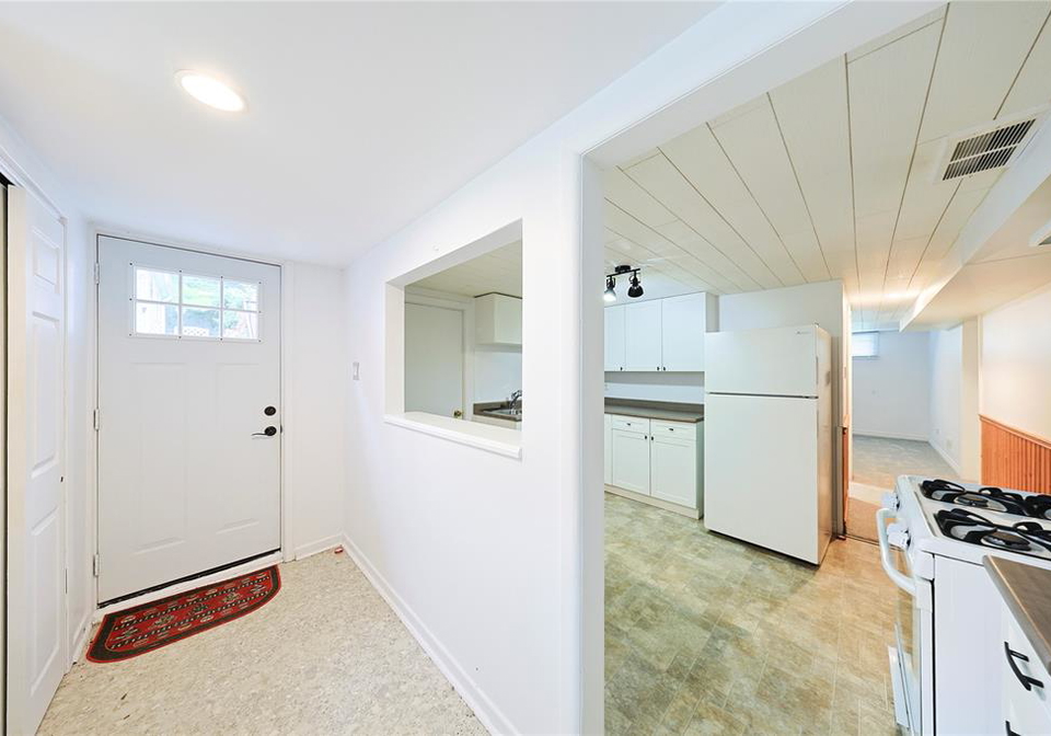 237-essex-street-sarnia-ontario-26020599