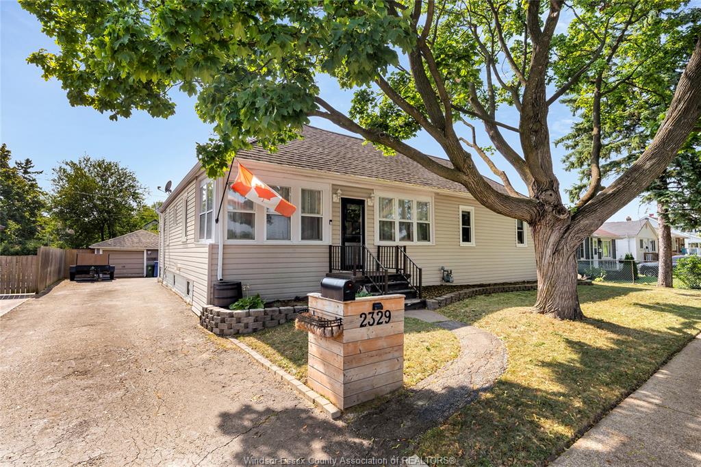 2329-meighen-road-windsor-ontario-26020607