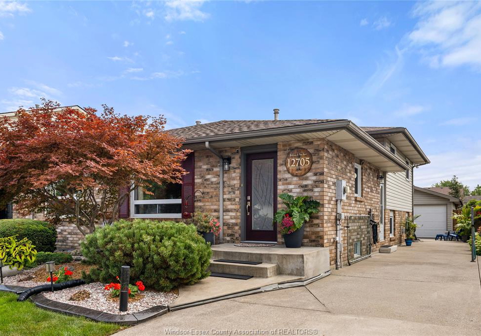 12705-horwood-crescent-tecumseh-ontario-26020609