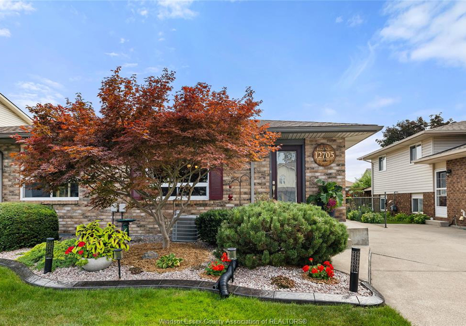 12705-horwood-crescent-tecumseh-ontario-26020609