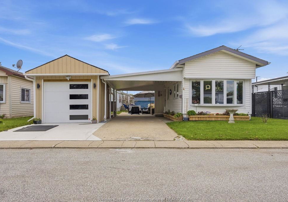 4-malden-hill-amherstburg-ontario-26020610