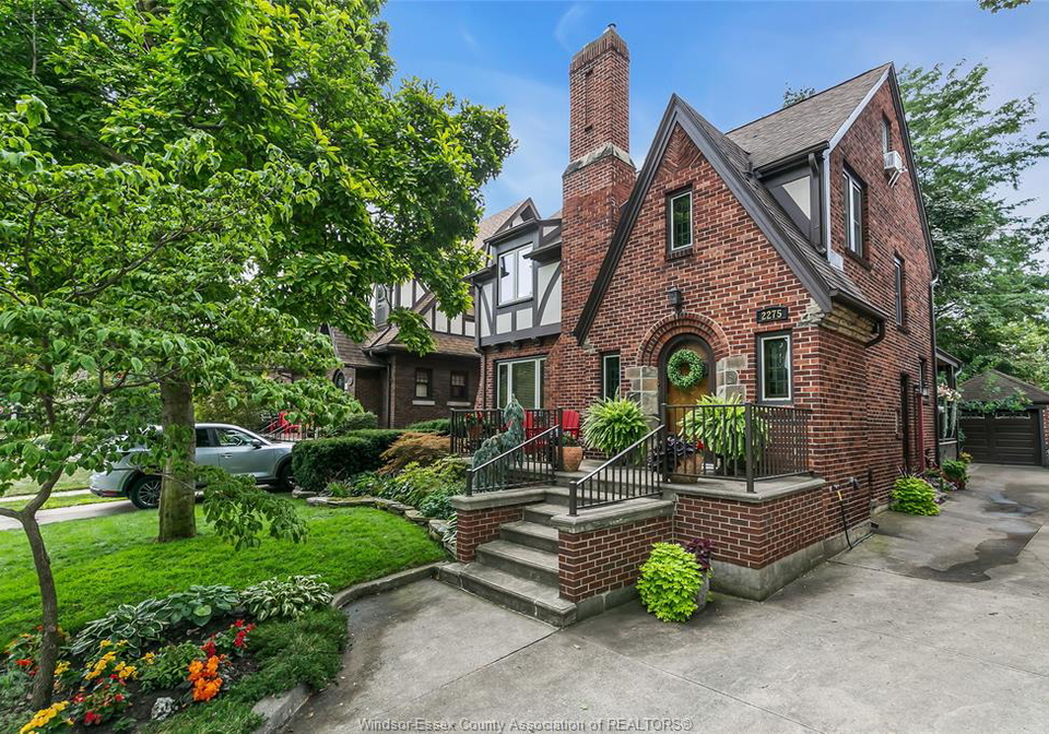 2275-victoria-avenue-windsor-ontario-26020612