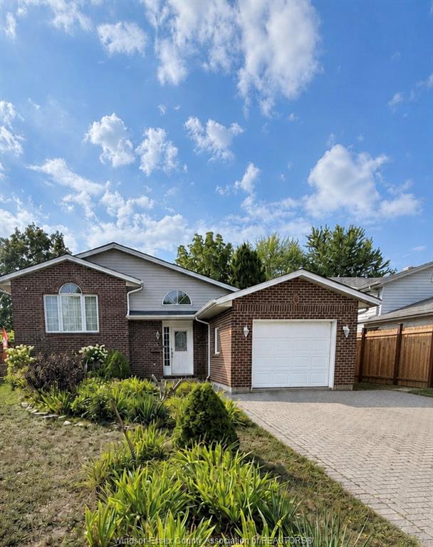 5-allen-court-amherstburg-ontario-26020615