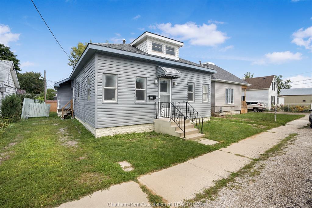 320-lafontaine-street-wallaceburg-ontario-26020621