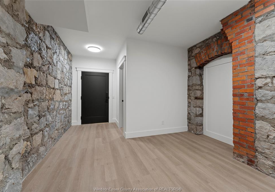 247-brock-street-amherstburg-ontario-26020623