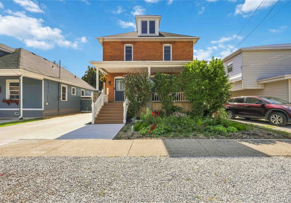 1033-james-street-wallaceburg-ontario-26020627