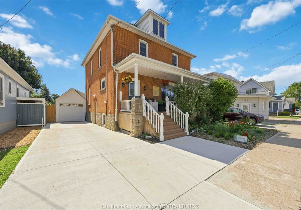 1033-james-street-wallaceburg-ontario-26020627