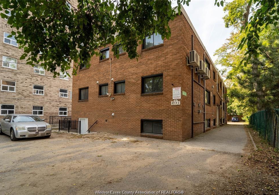 3150-peter-street-windsor-ontario-26020640