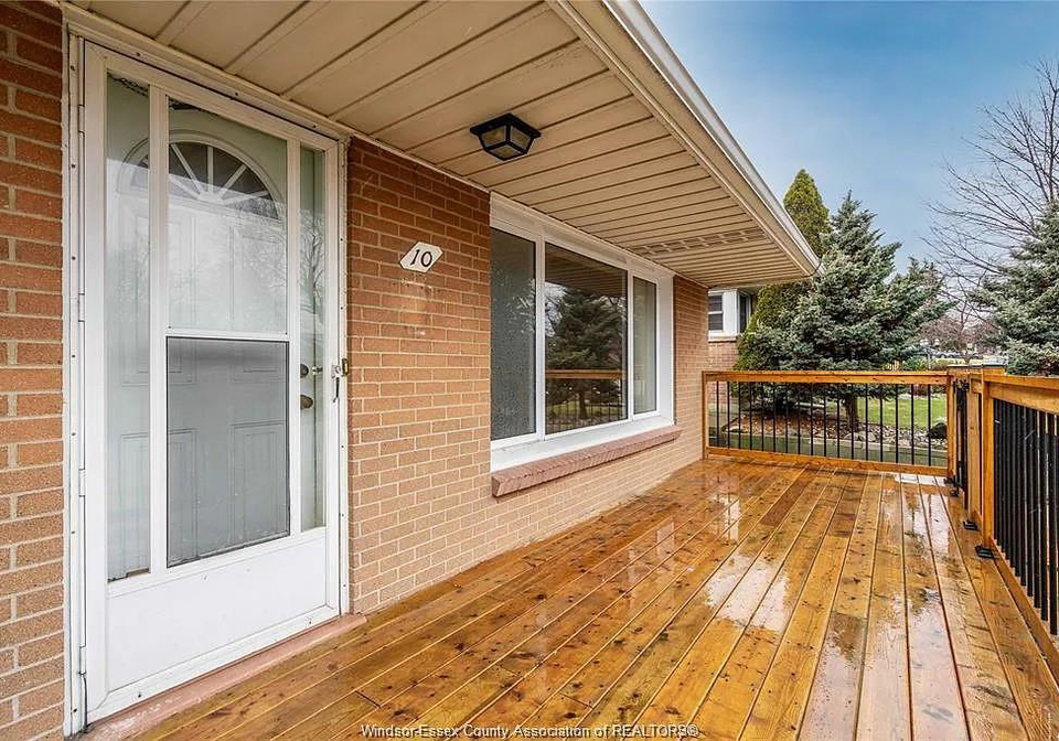 10-countess-leamington-ontario-26020642