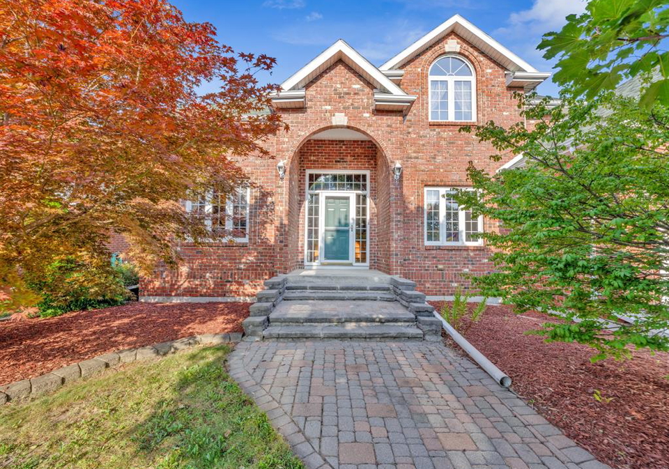 555-christina-crescent-windsor-ontario-26020649