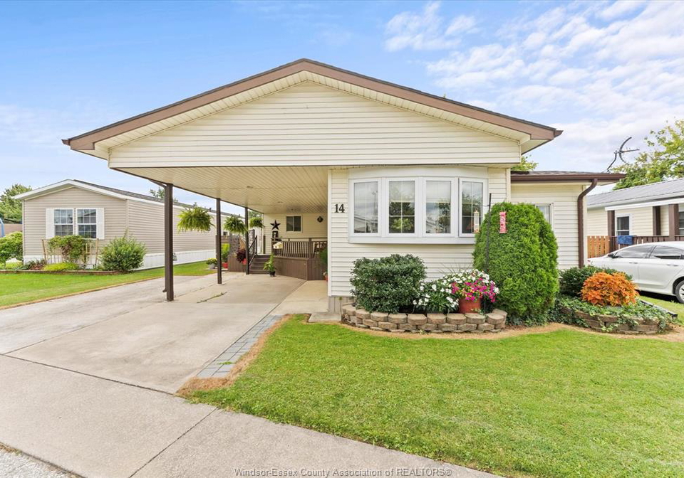 14-cedar-crescent-mcgregor-ontario-26020650