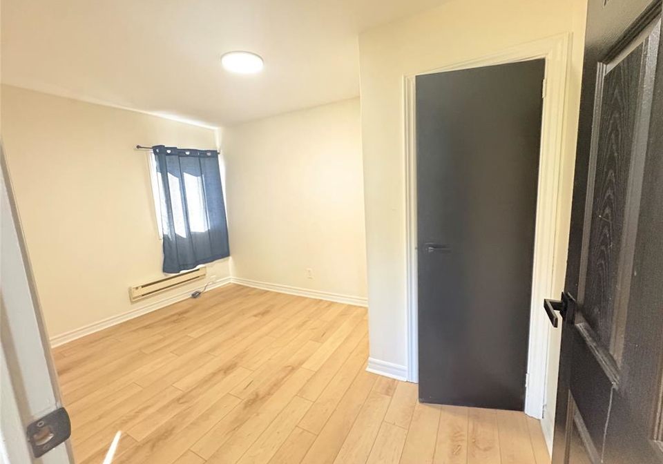 1769-assumption-street-windsor-ontario-26020654