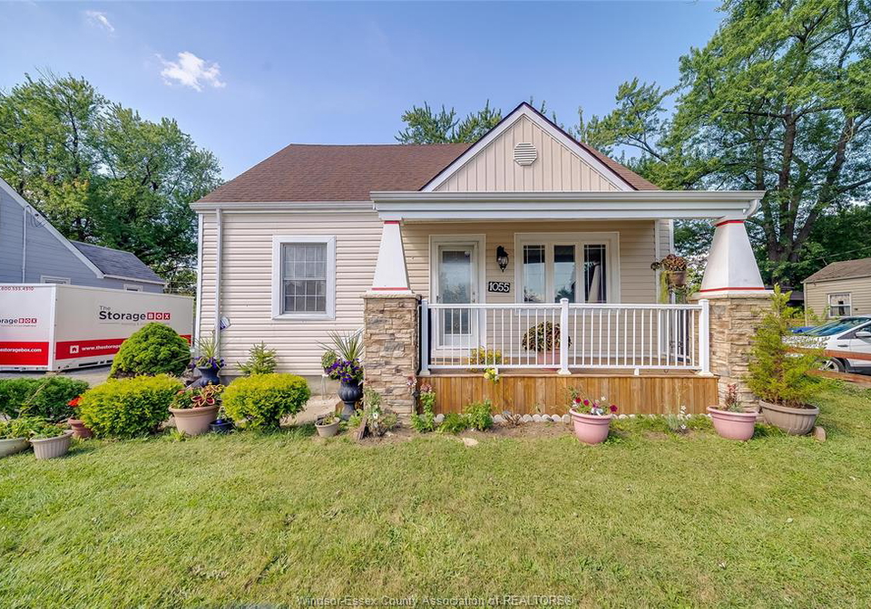 1055-jeferson-avenue-windsor-ontario-26020660