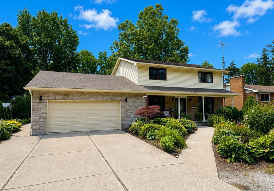 2053-dufferin-avenue-wallaceburg-ontario-26020676