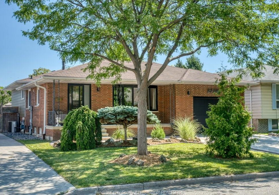 2954-rushton-windsor-ontario-26020677