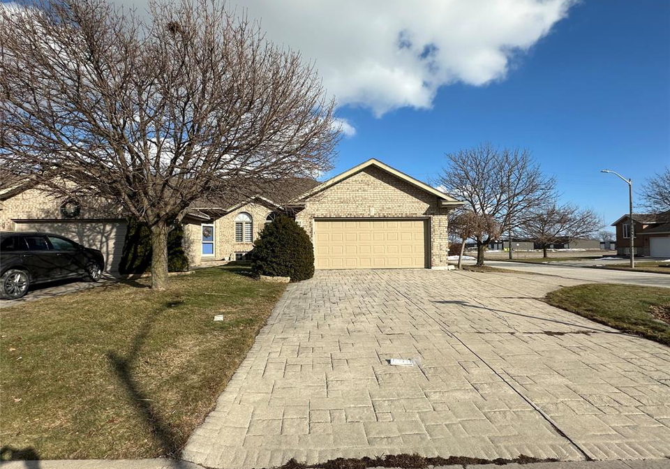 51-santos-drive-kingsville-ontario-26020684