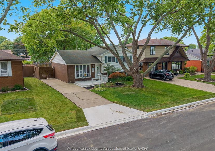 381-carling-windsor-ontario-26020686