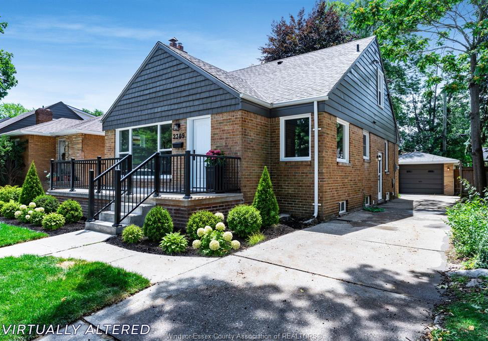 2309-hall-windsor-ontario-26020689