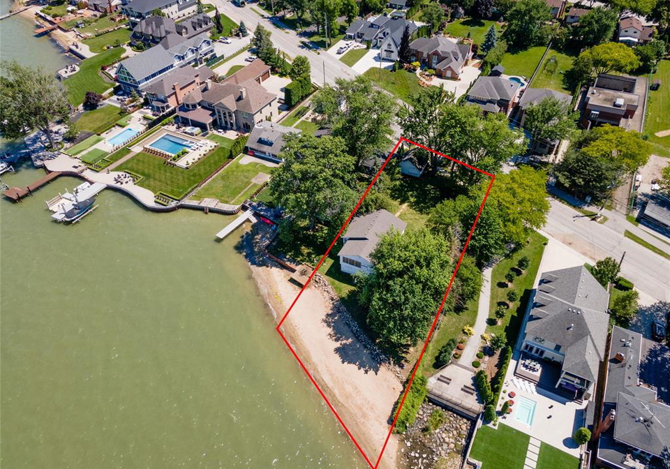 13110-riverside-drive-east-tecumseh-ontario-26020699